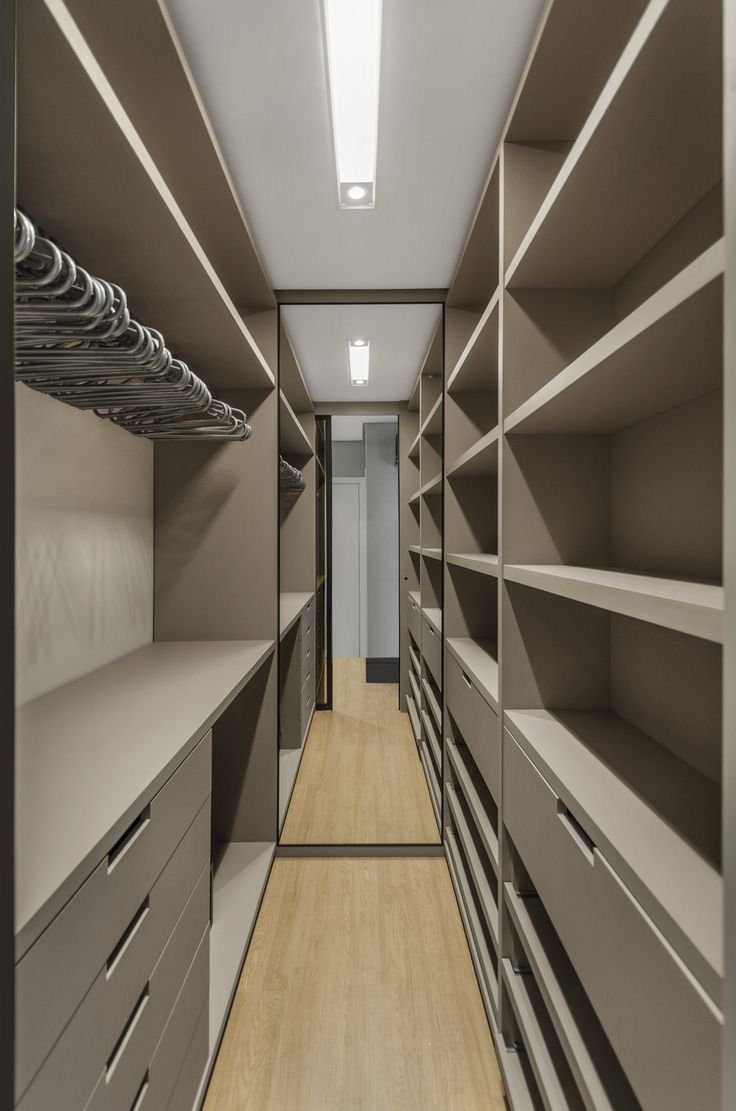 Modern walk-in closet designs1
